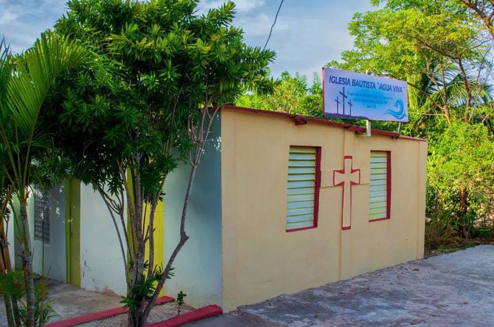Pozo de Agua en la Iglesia de Guanabo - Cuba