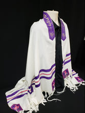 Load image into Gallery viewer, Paquete Reina Ester con tallit - Dg
