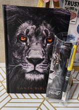 Cargar imagen en el visor de la galería, Reina Valera 1960, Santa Biblia, Letra Grande, Tapa dura, El León de Judas

