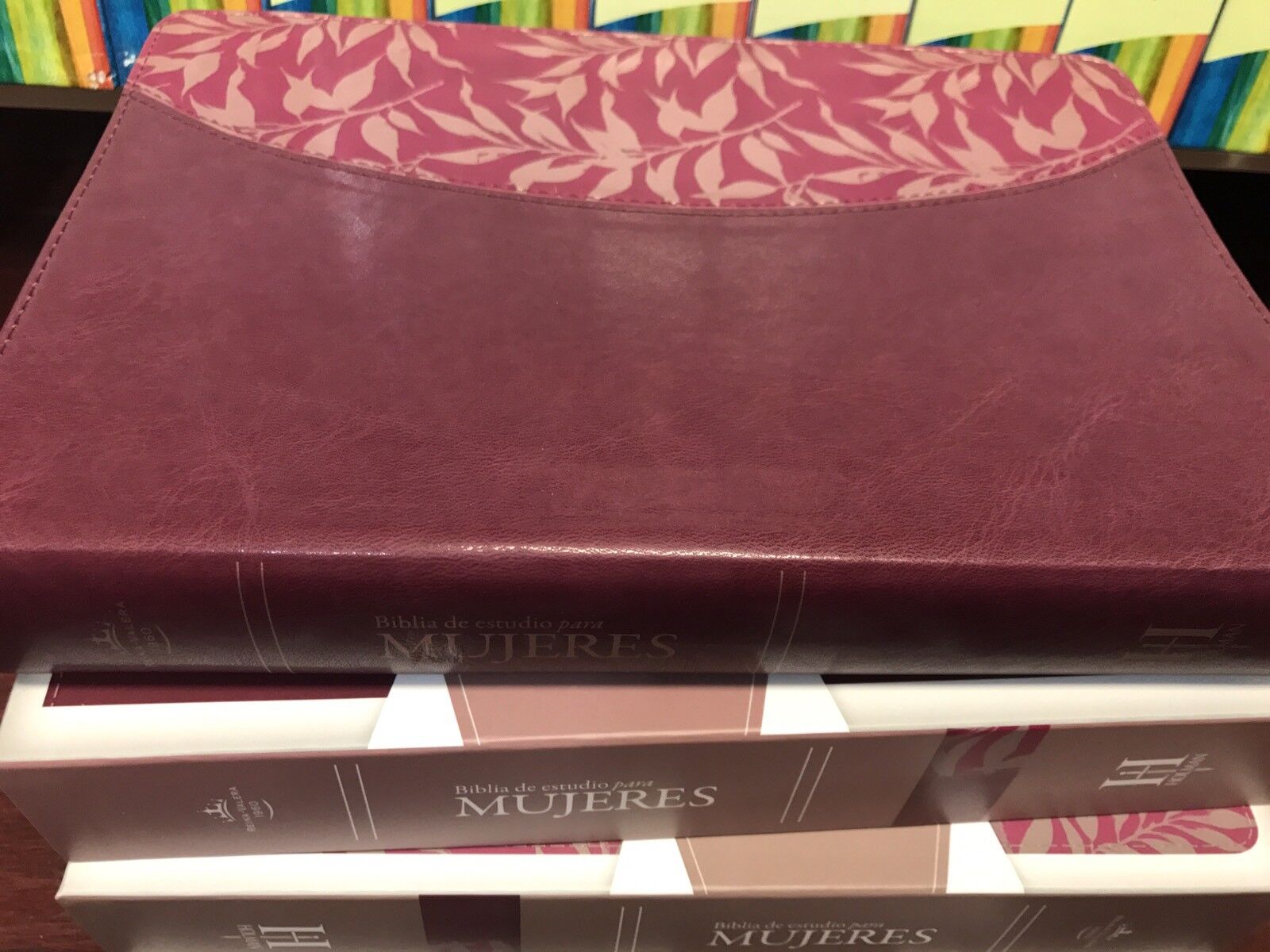 Biblia RVR 1960 de Estudio para Mujer