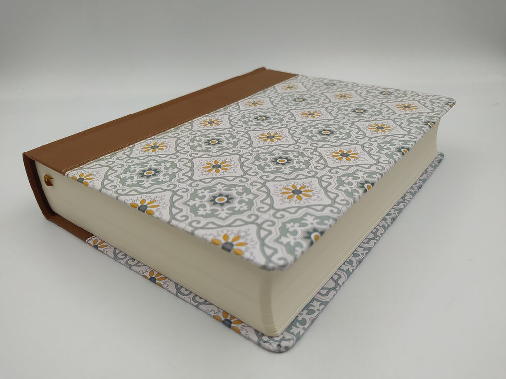 NVI Biblia de Apuntes, azulejos color salvia, símil piel