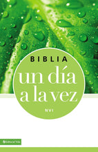 Load image into Gallery viewer, Biblia Un Dia a la Vez leela en 365 días
