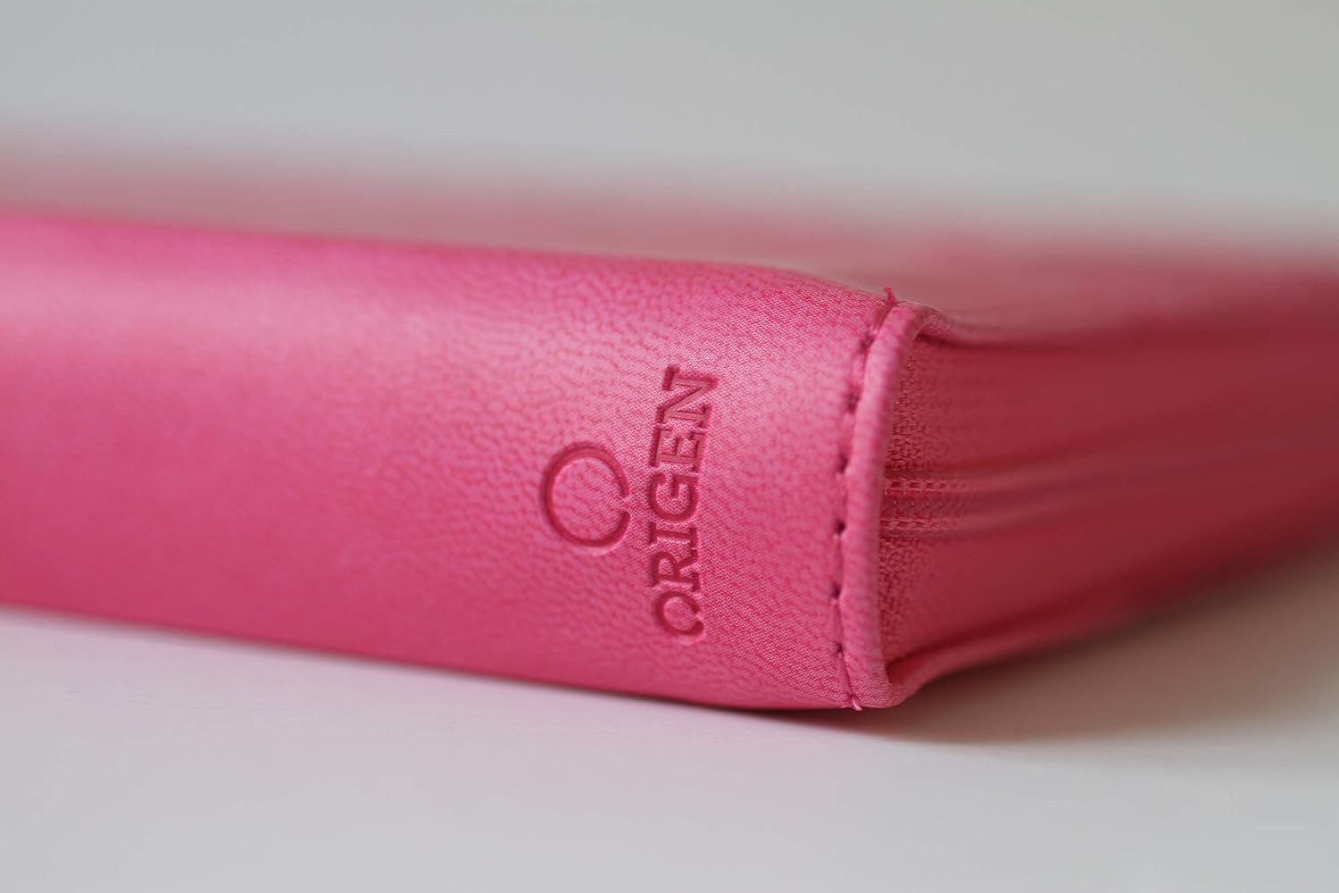 Biblia Reina Valera 1960 letra grande. Símil piel fucsia, cremallera, índice, ma nual / Spanish Bible RVR 1960. Handy Size, Large Print, Leathersoft